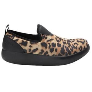 EUC Eden‎ Leopard Orthopedic Slipper Slip On Pull On Shoe Rocking Sole 7 US